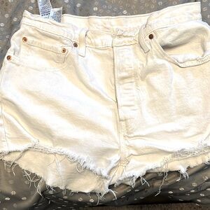 Levi’s 501 white Jean shorts. Waist size 31